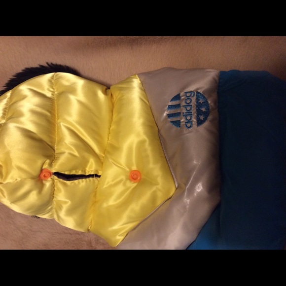 Adidog coat - Picture 4 of 7